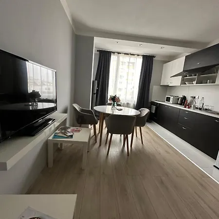 Rose South Park - Free Public Parking, Mountain View, Self Check-in, Near Metro, Stores, Family-friendly Apartament *